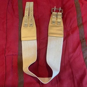Another line stretchy gold belt m/l